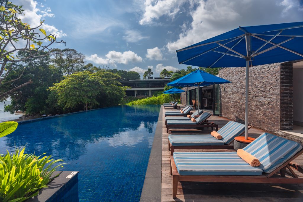 The Residence Bintan TRB The Pool Bar Exterior Infinity Pool 12201