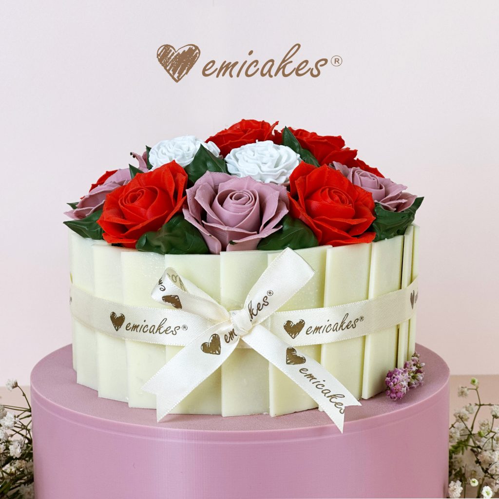 Emicakes Emicakes Mobile app listing and FB post